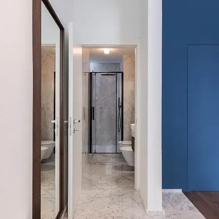 Cavour Deluxe By Mmega شقة